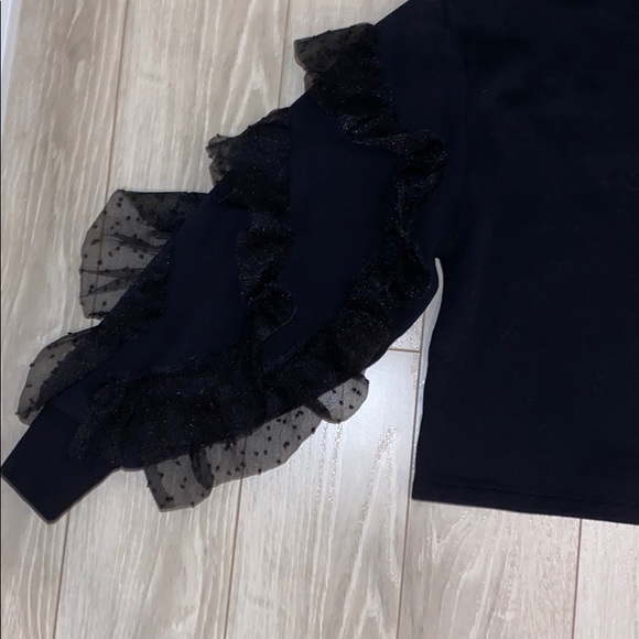 Black lacy blouse - Picture 3 of 3